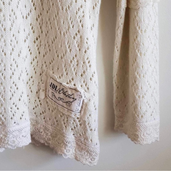 Jeanne D’Arc Living Clothing Collection JDL Hertfelt Joy Sweater - Picture 8 of 10